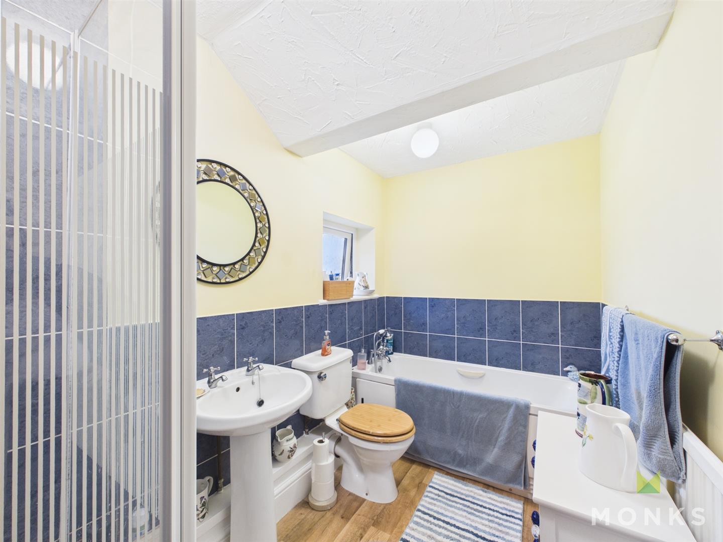 18 West Place, Oswestry, SY11 3NR For Sale